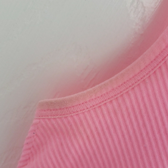 Target Pink Ribbed Crop Tank - Picture 4 of 5